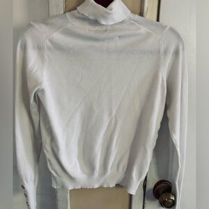 Sweet Soft White Women's Sweater size lg
